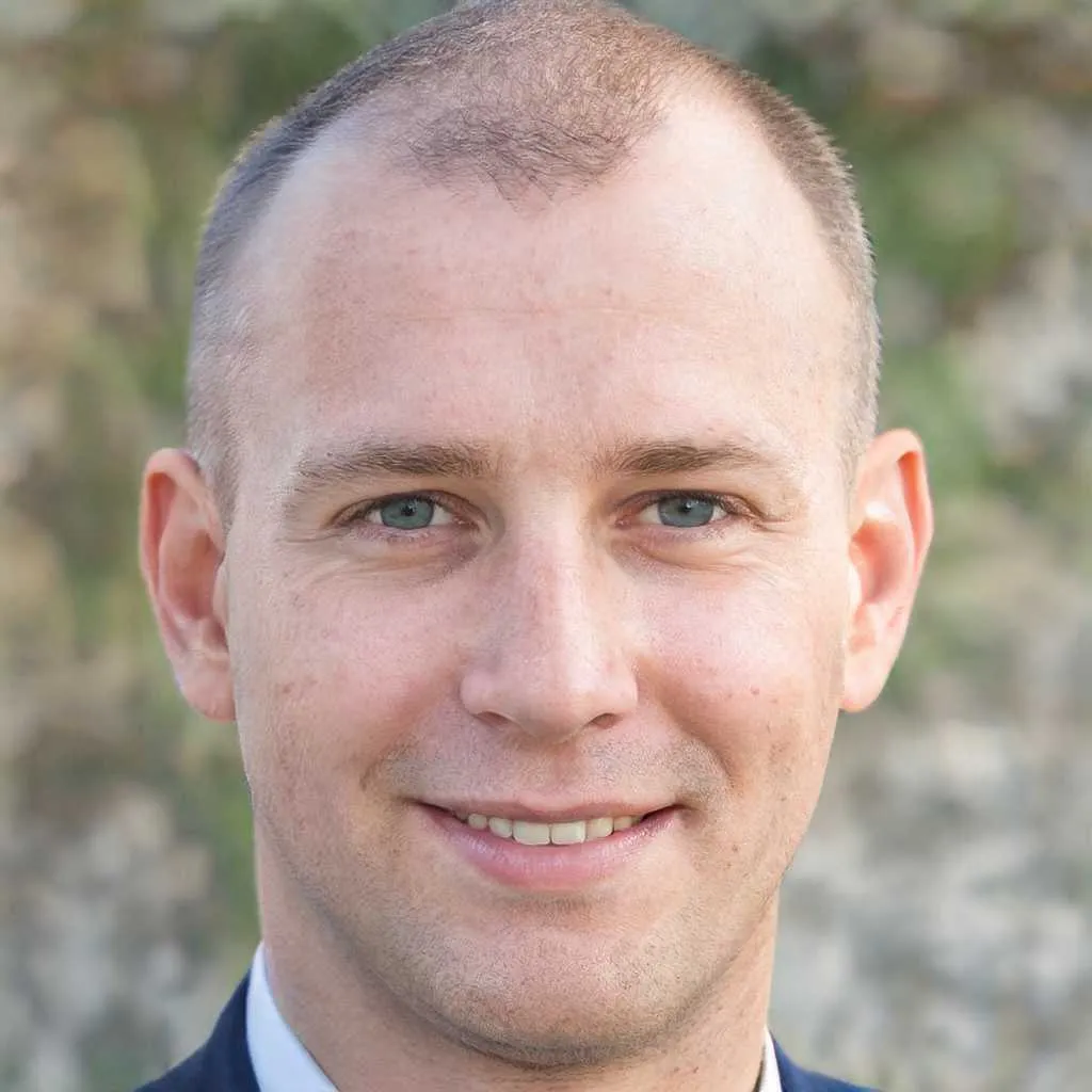 Marek J.